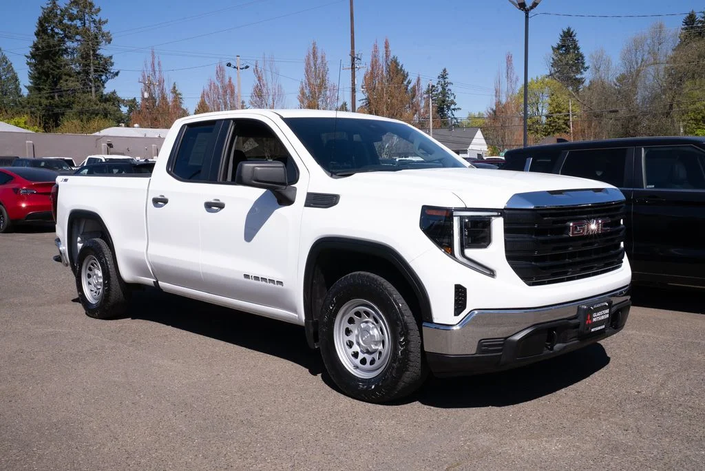 Used 2023 White GMC Pro image 1