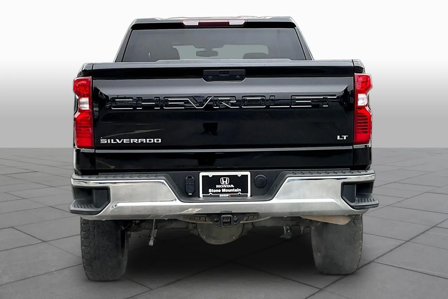 Used 2021 Black Chevrolet LT image 5