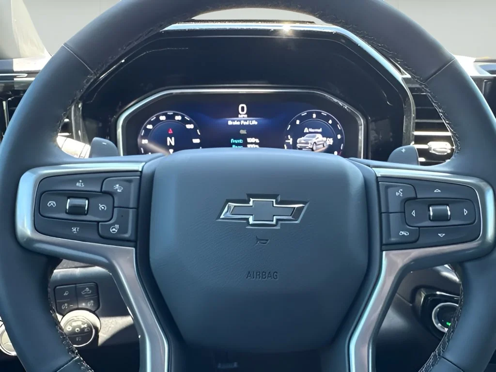 New 2026 Summit White Chevrolet RST image 26