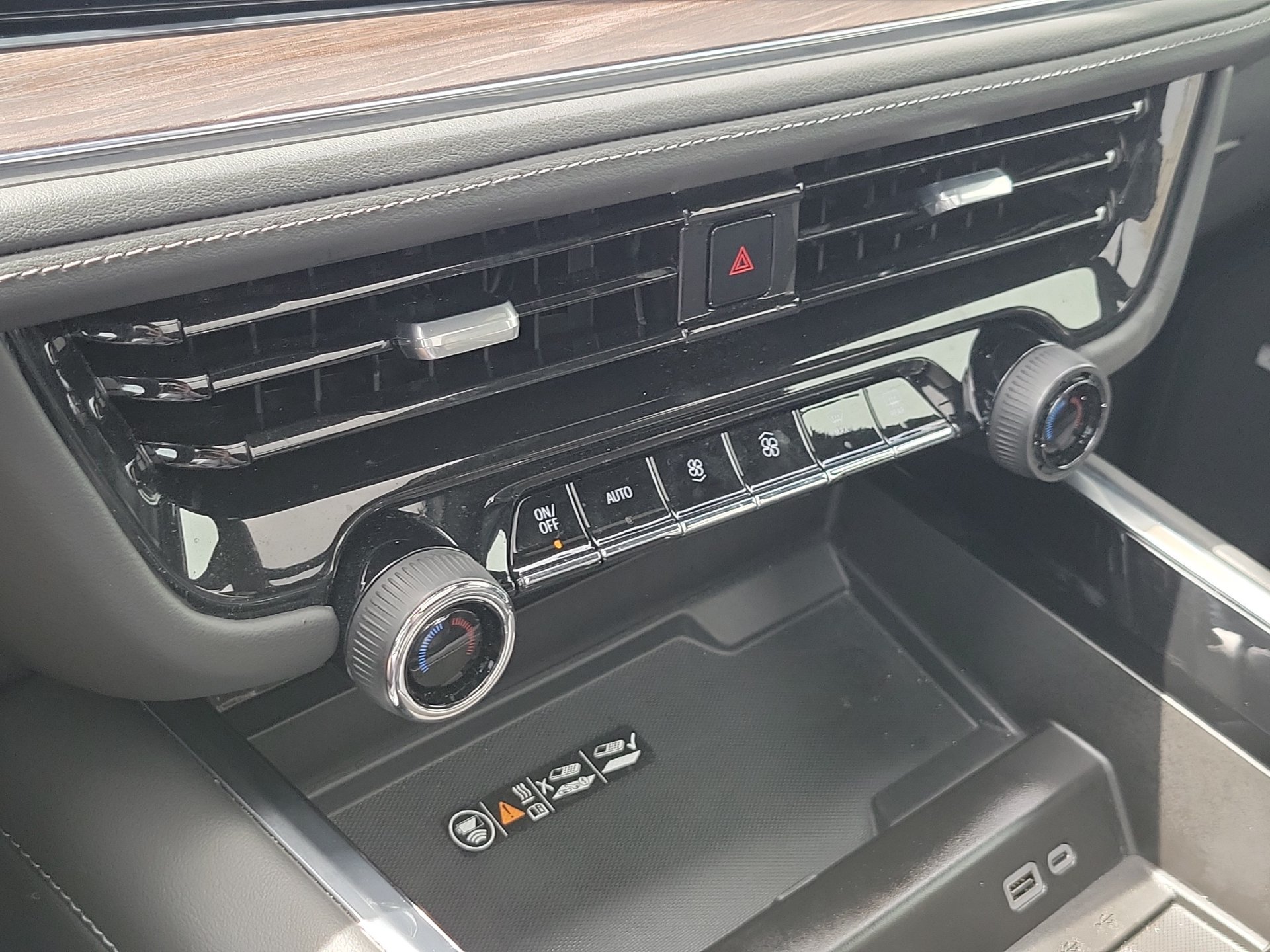 Used 2025 Sterling Gray Metallic Chevrolet Z71 image 30
