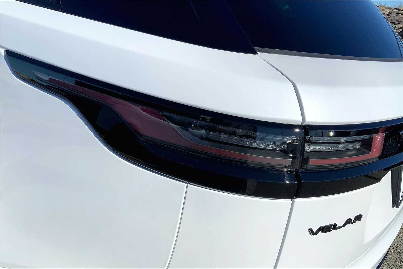 2025 Land Rover Range Rover Velar Dynamic SE - Photo 14