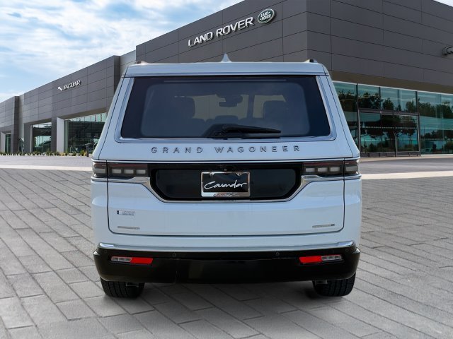 Used 2023 White Jeep Series III image 4