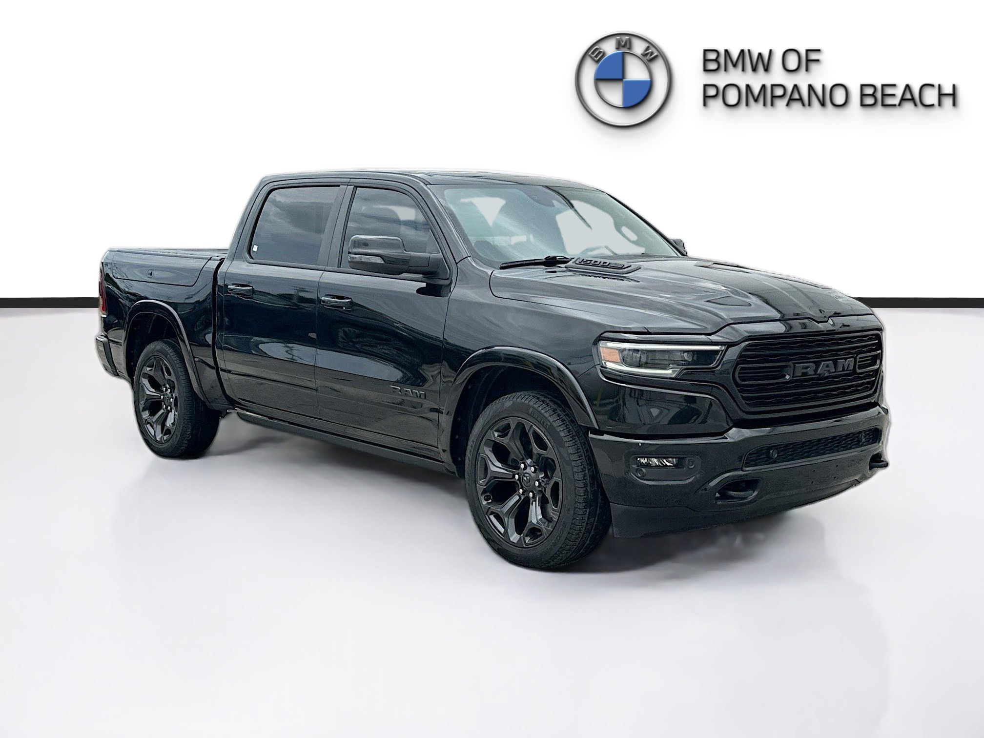 2023 RAM 1500 Limited 4x4 Crew Cab 5'7's photo