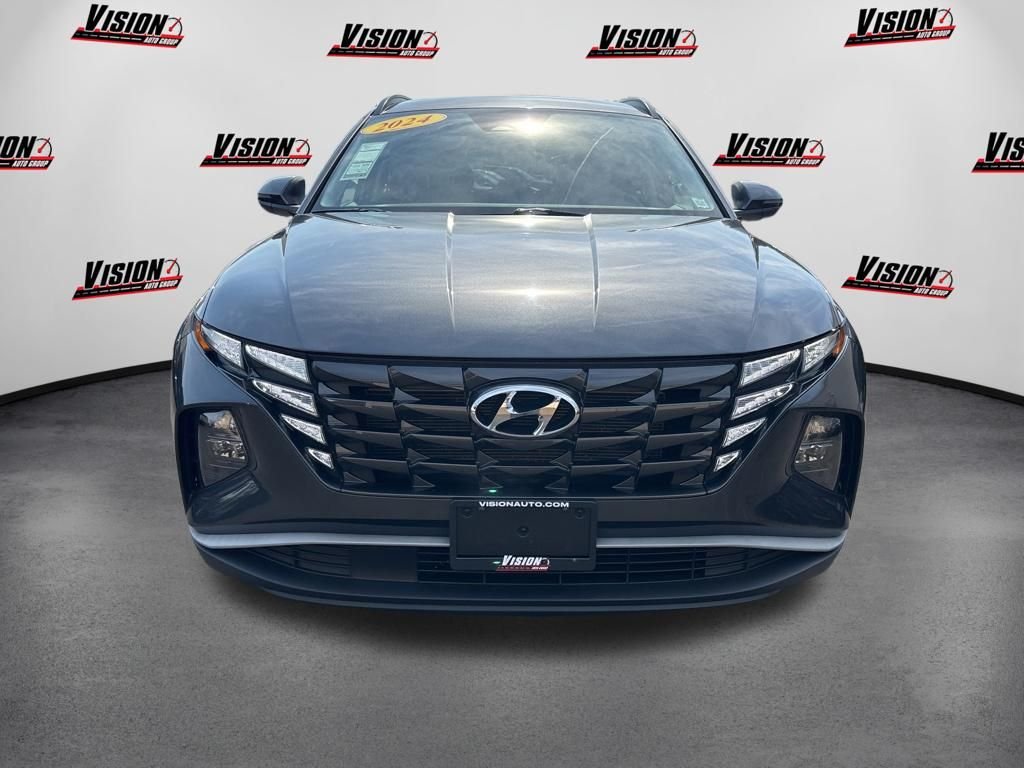 Used 2024 Gray Hyundai SEL image 8