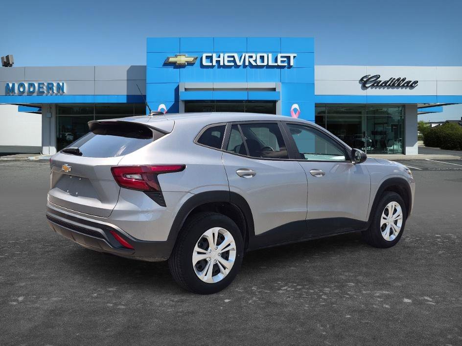 Used 2024 Sterling Gray Metallic Chevrolet LS image 5