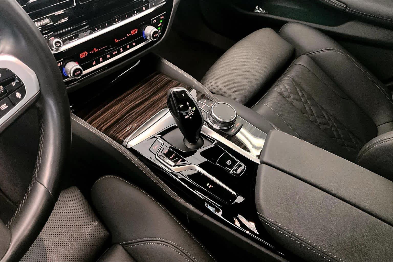 Used 2023 Black Sapphire Metallic BMW 540i image 14