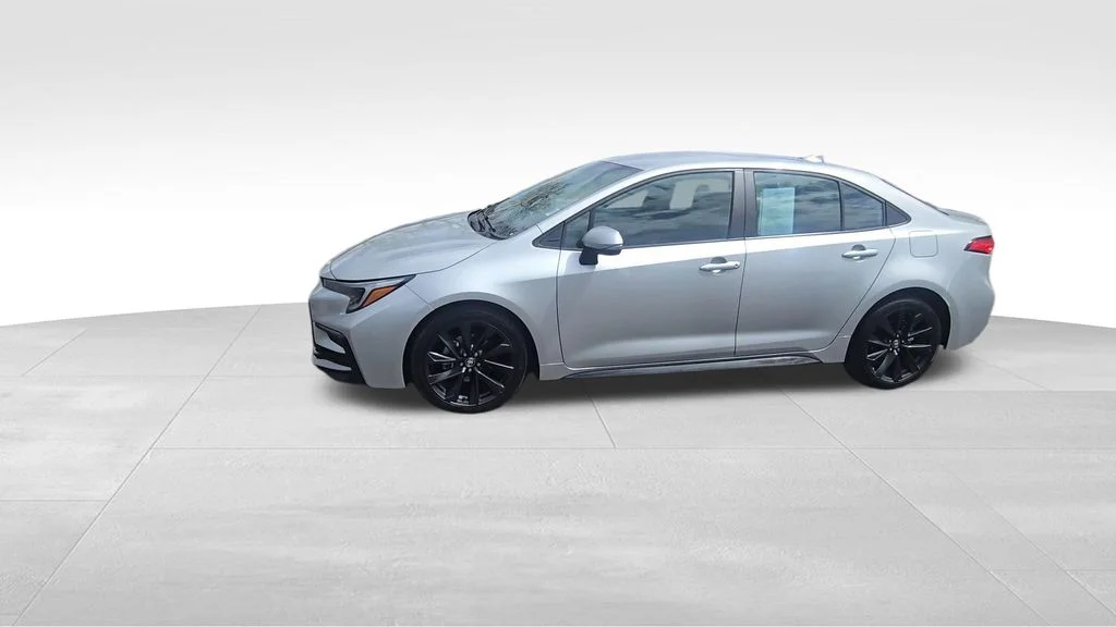 Used 2024 Silver Toyota SE image 4