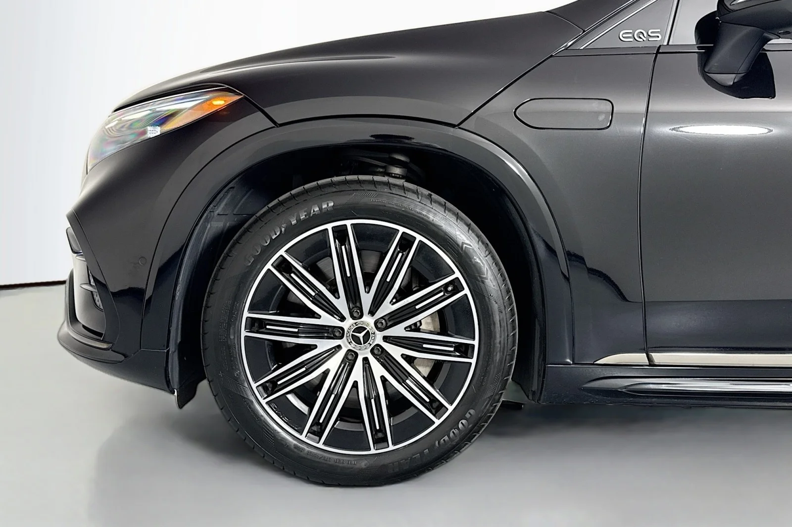 Used 2023 Obsidian Black Metallic Mercedes-Benz 450 image 10