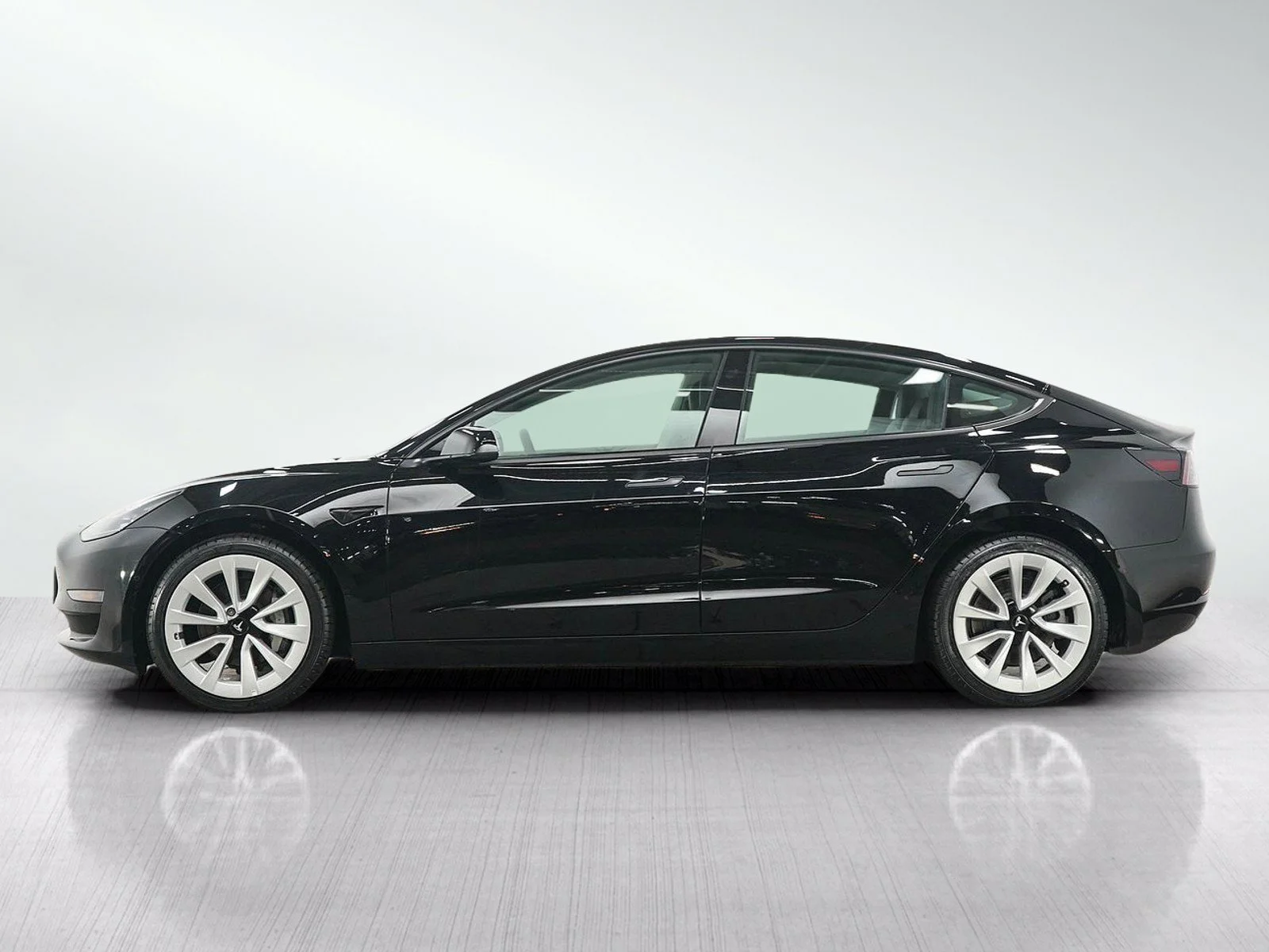 Used 2022 Tesla Model 3 Base with VIN 5YJ3E1EA5NF249313 for sale in Wayzata, MN