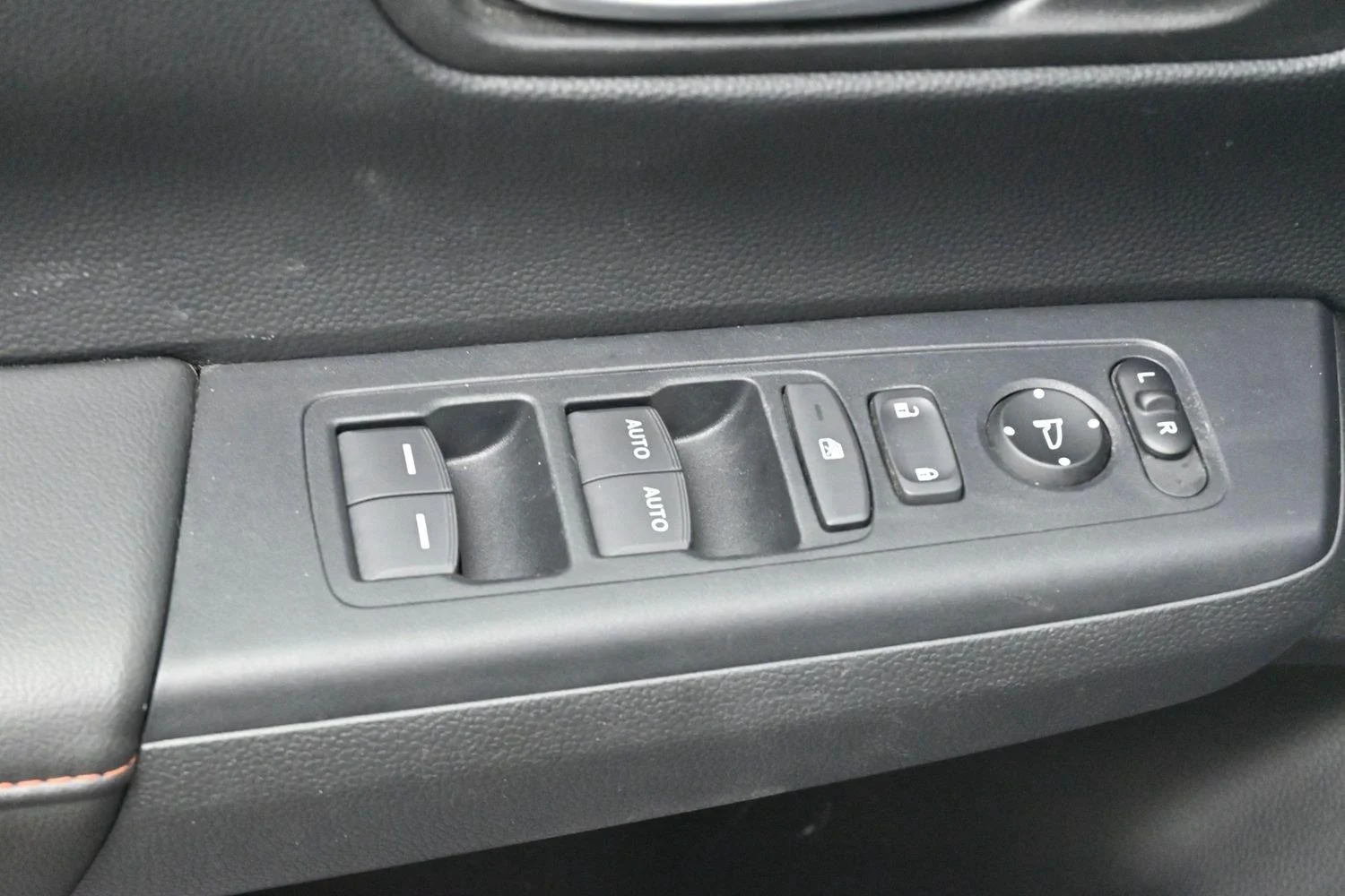 Used 2023 Gray Honda Sport image 11