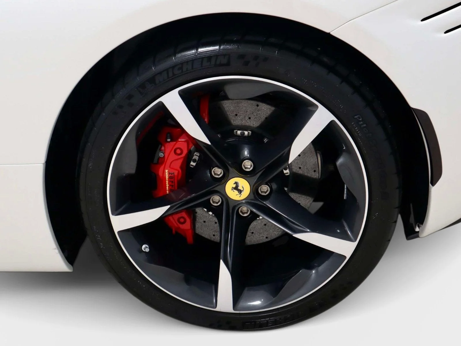 Certified Used 2022 Bianco Italia Ferrari  image 9