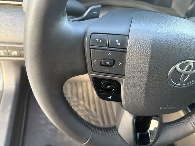 2025 Toyota Camry XSE - Photo 17