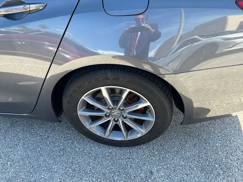 Used 2018  Acura 2.4L image 10