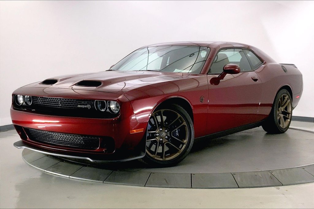 Used 2023 Red Dodge SRT Hellcat Jailbreak image 11