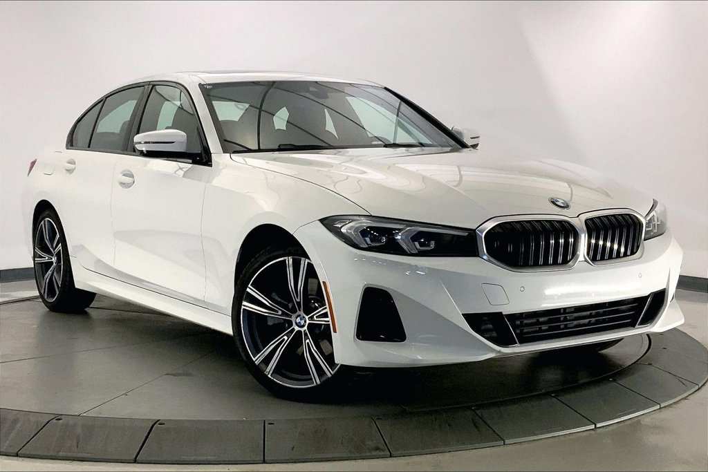 Used 2023 Alpine White BMW 330i xDrive image 33