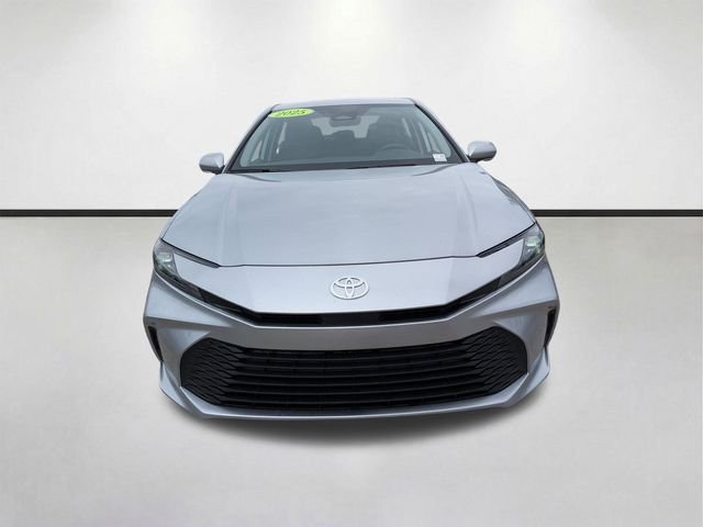 Used 2025 Silver Toyota LE image 9