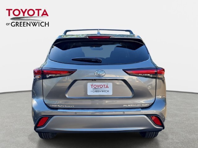 New 2026 Heavy Metal Toyota Platinum image 4