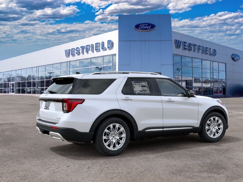 New 2027 Star White Metallic Tri-Coat Ford Platinum™ image 6