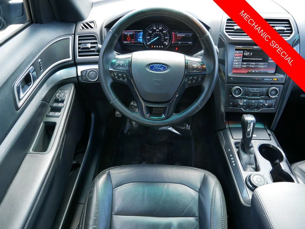 Used 2016 Black Ford XLT image 11