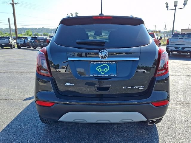 Used 2022 Black Buick Preferred image 6