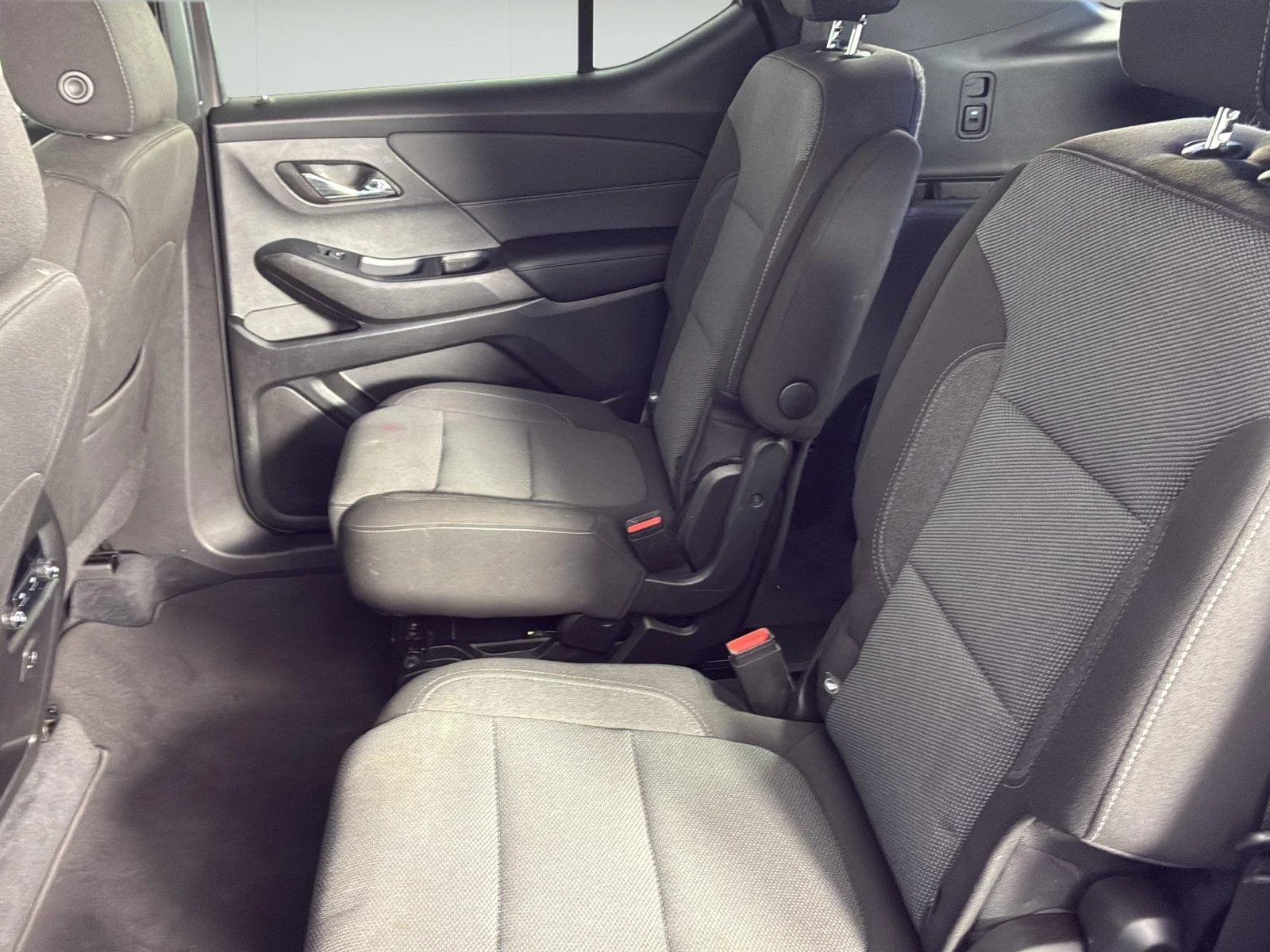 Used 2022 Northsky Blue Metallic Chevrolet LT Cloth image 21