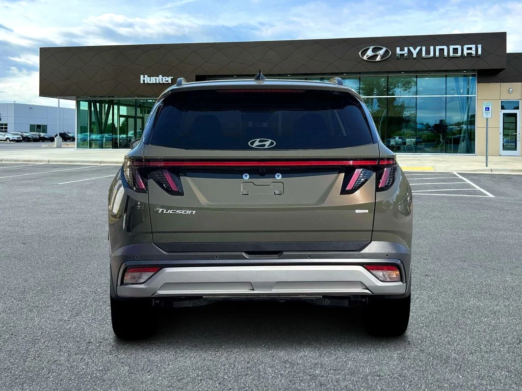 Used 2026 Rockwood Green Hyundai Limited image 6