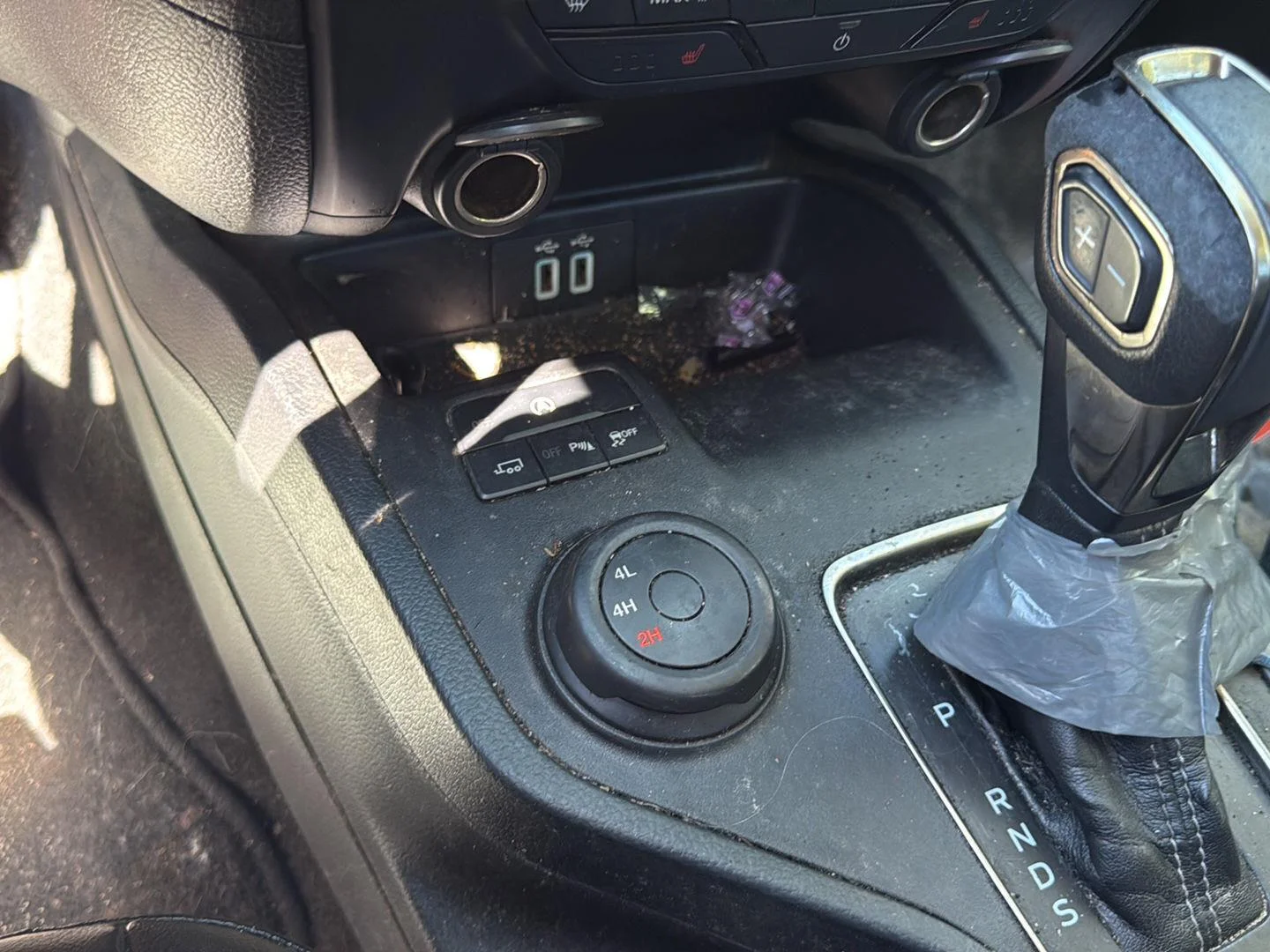 Used 2020 Oxford White Ford LARIAT image 9