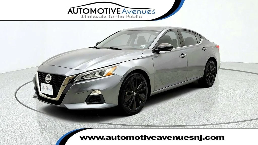 2020 Nissan Altima 2.5 SR AWD photo