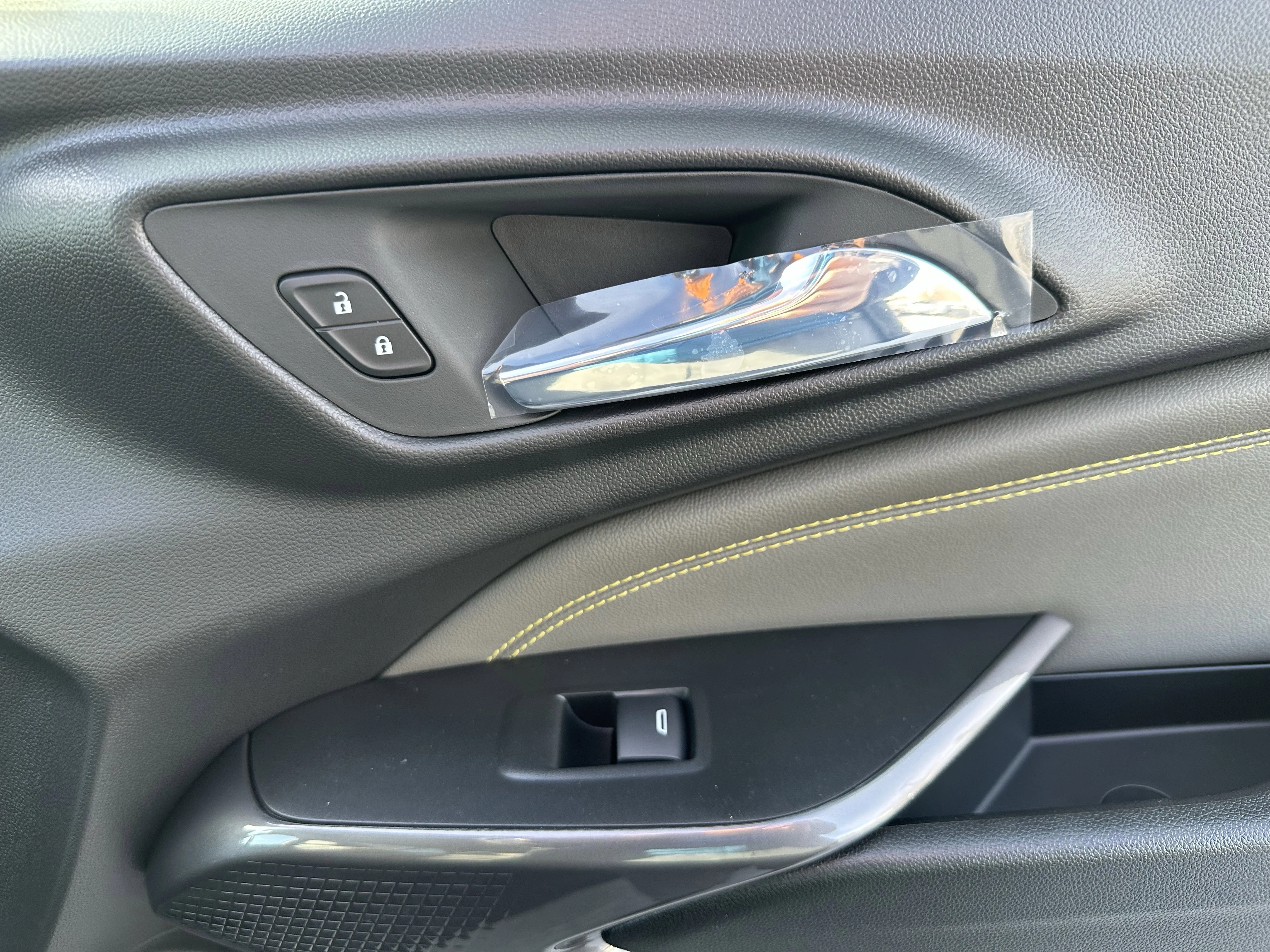 New 2026 Mosaic Black Metallic Chevrolet ACTIV image 20