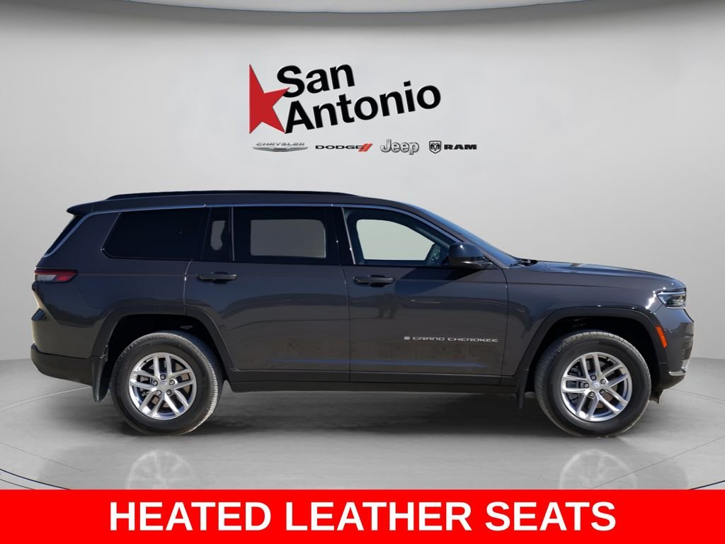 New 2025 Baltic Gray Metallic Clear-Coat Exterior Paint Jeep Laredo image 13