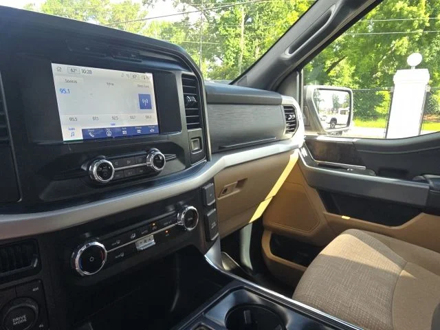 Used 2023 Gray Ford XLT image 26