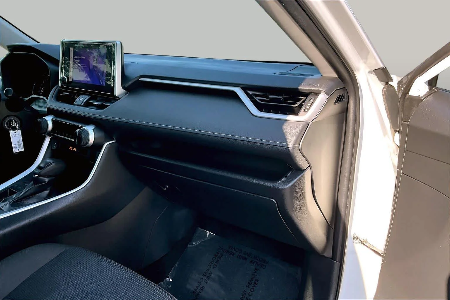 Certified Used 2023 Ice Cap Toyota LE image 19
