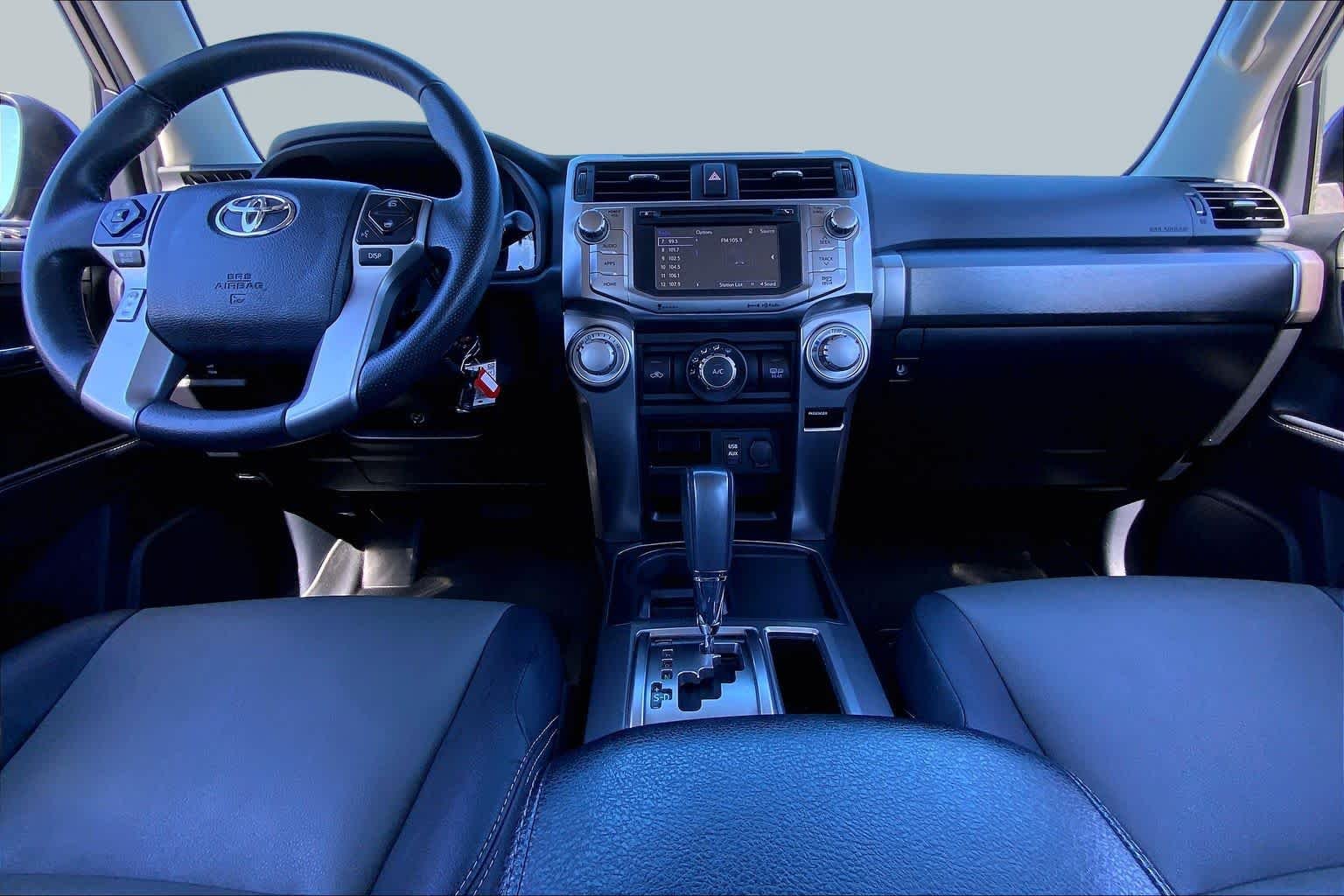 Used 2018 Magnetic Gray Metallic Toyota SR5 Premium image 15