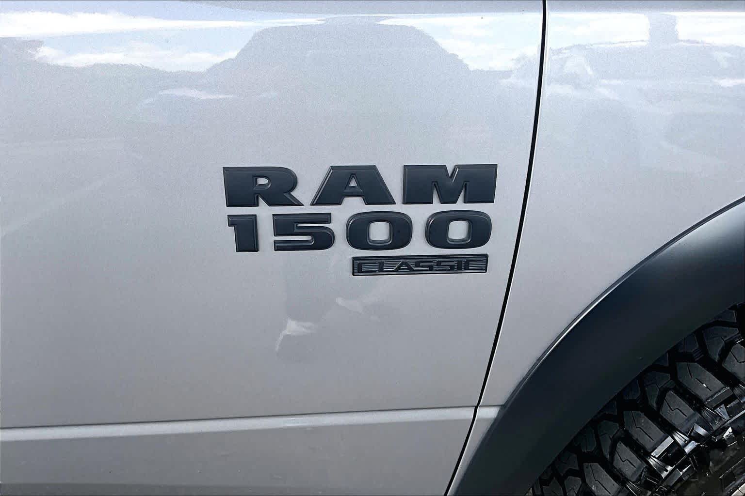 Used 2024 Billet Silver Metallic Clearcoat Ram Warlock image 10