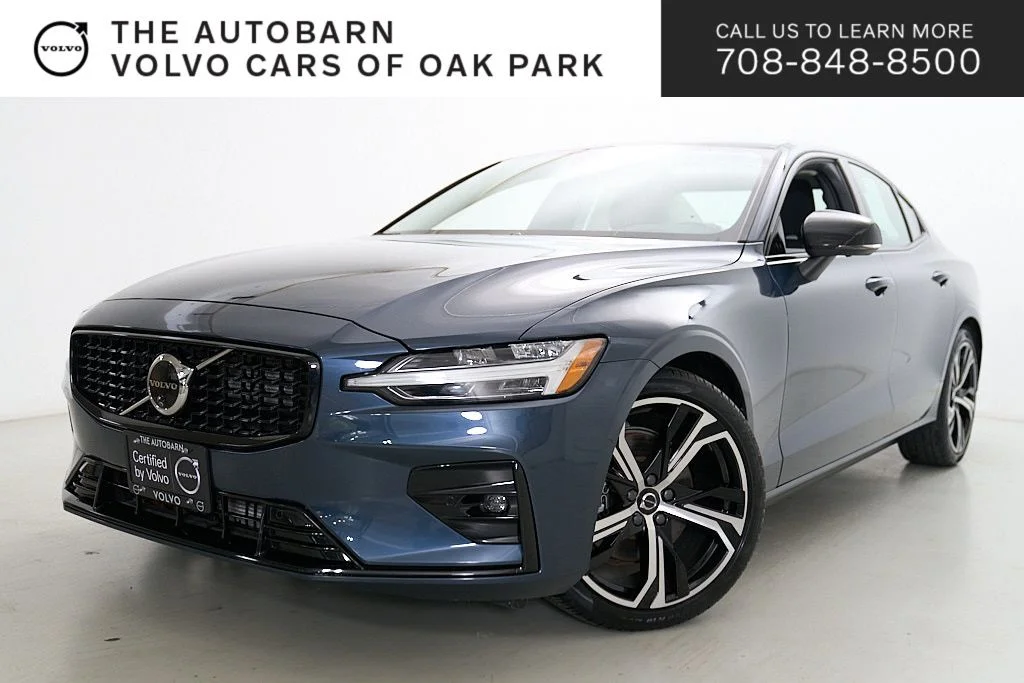 2024 Volvo S60 B5 Plus Dark Theme AWD's photo
