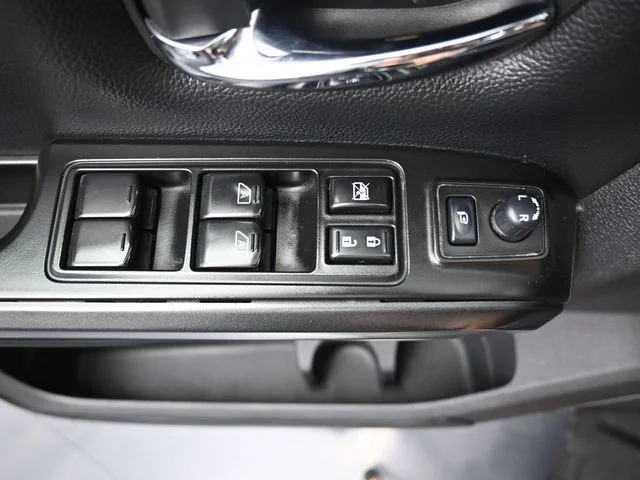 Used 2024 Gray Nissan PRO-4X image 18