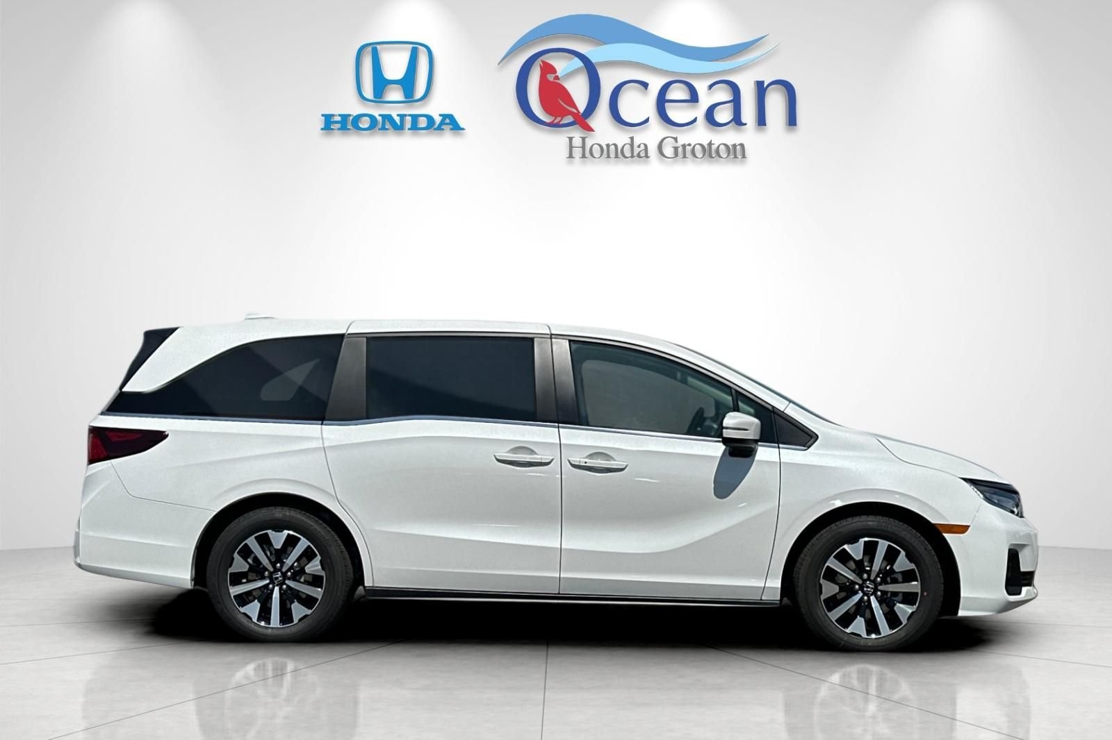 New 2026 Platinum White Pearl Honda EX-L image 6