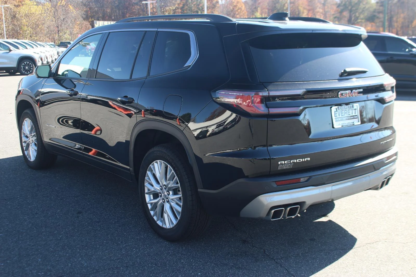 New 2025 Ebony Twilight Metallic GMC Elevation image 5