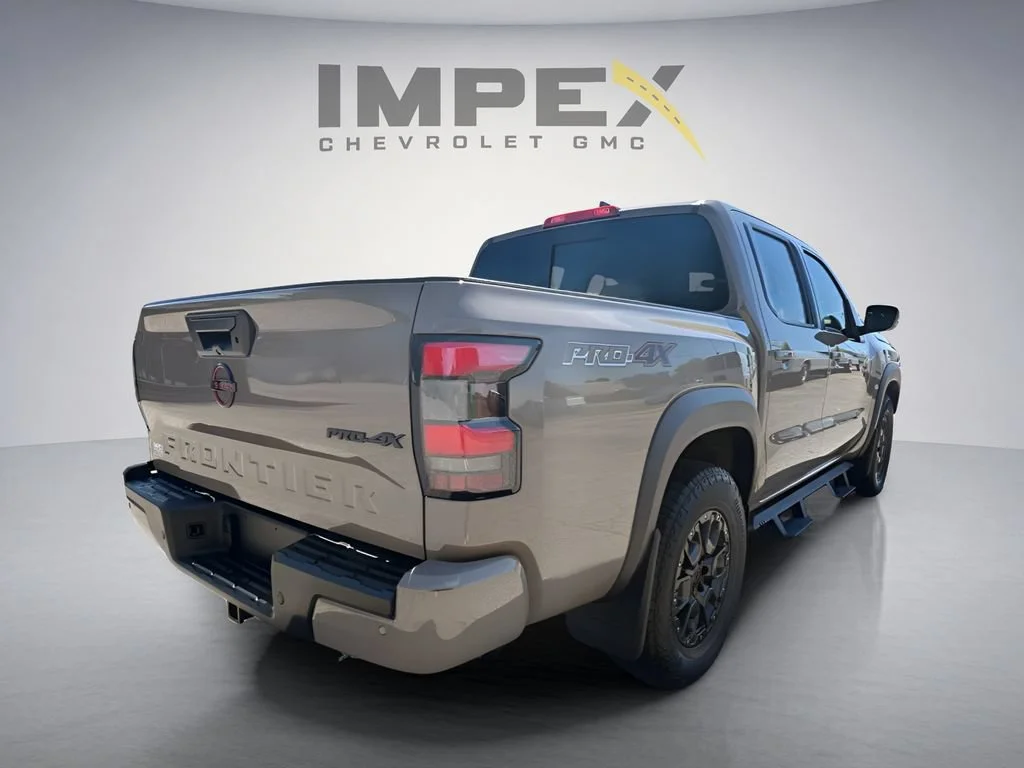 Used 2023  Nissan PRO-4X image 5