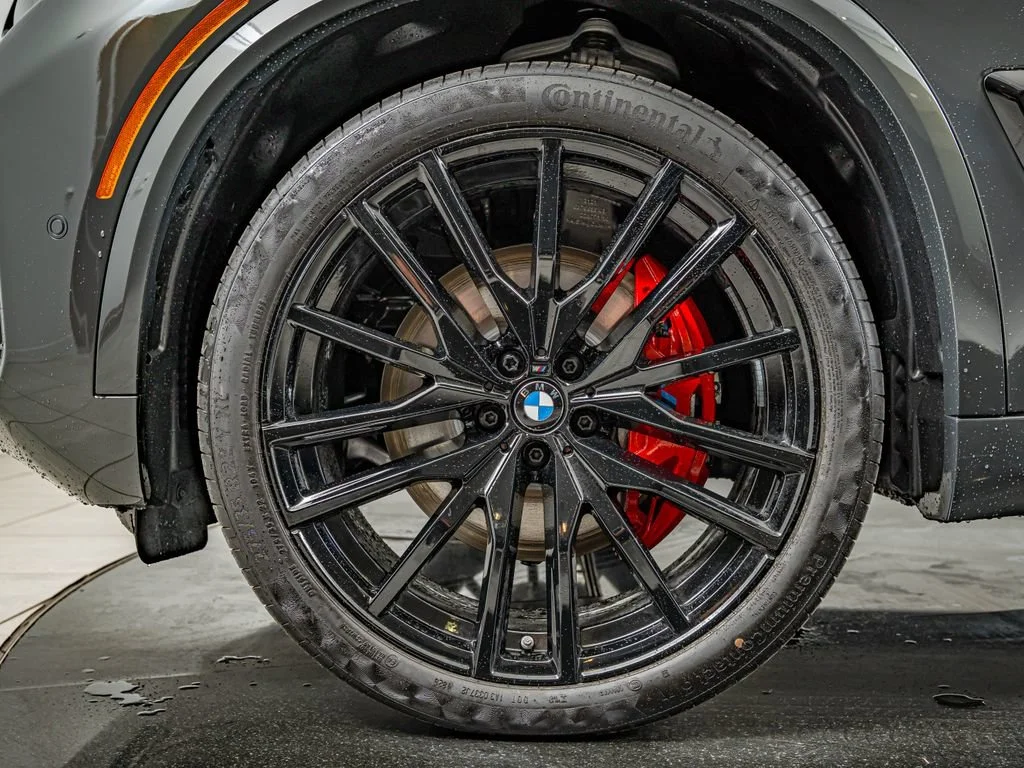 New 2026 Dravit Grey Metallic BMW xDrive40i image 10