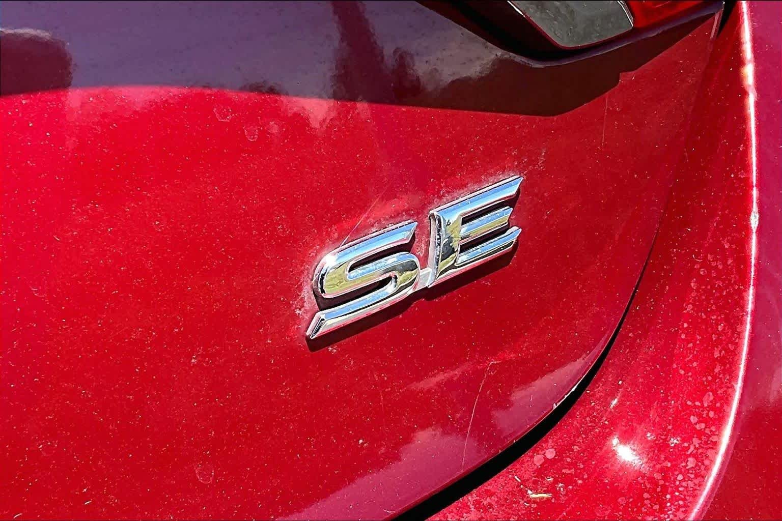 Used 2017 Ruby Flare Pearl Toyota SE image 10