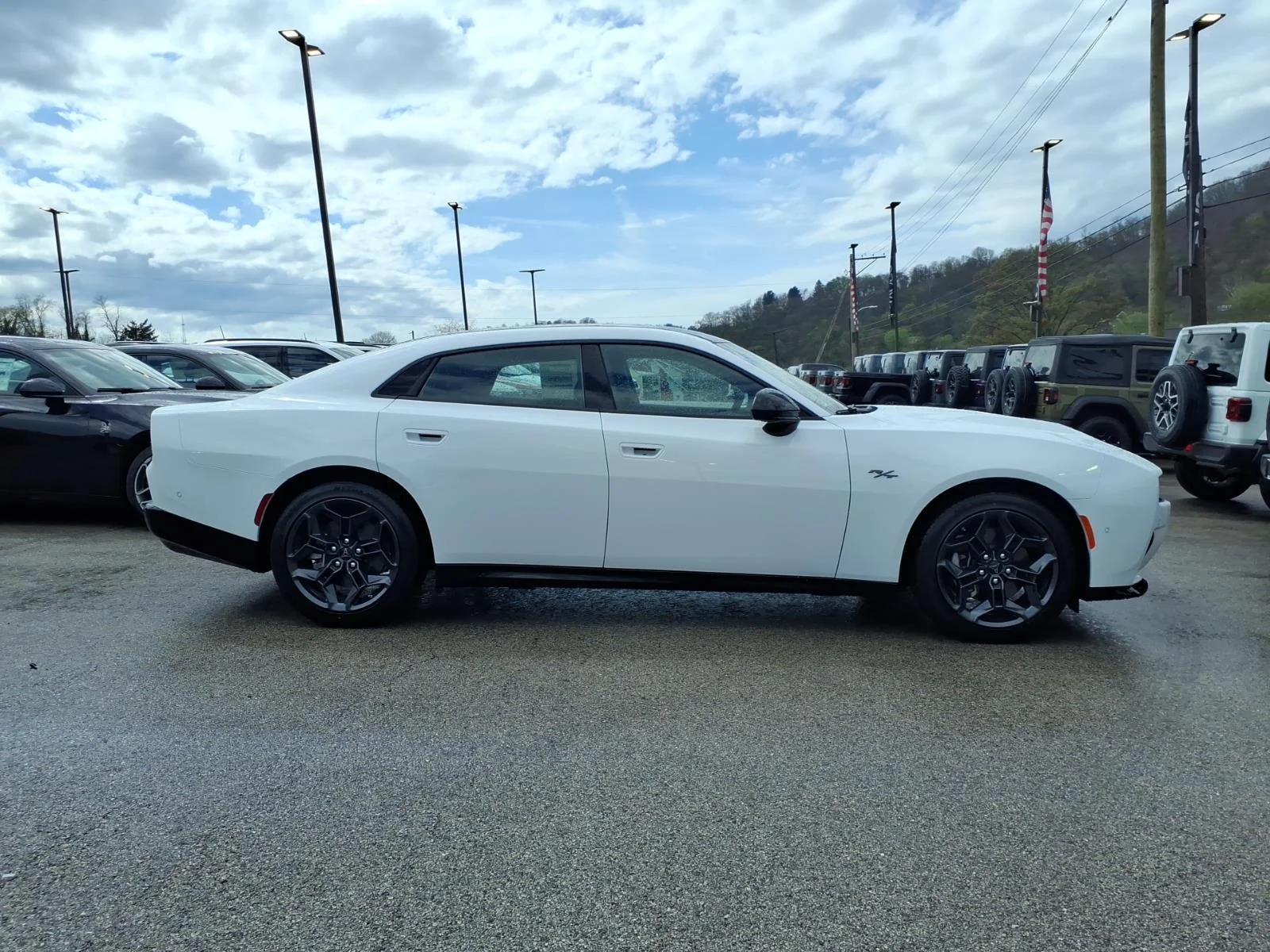 New 2026 White Knuckle Exterior Paint Dodge R/T Plus image 2