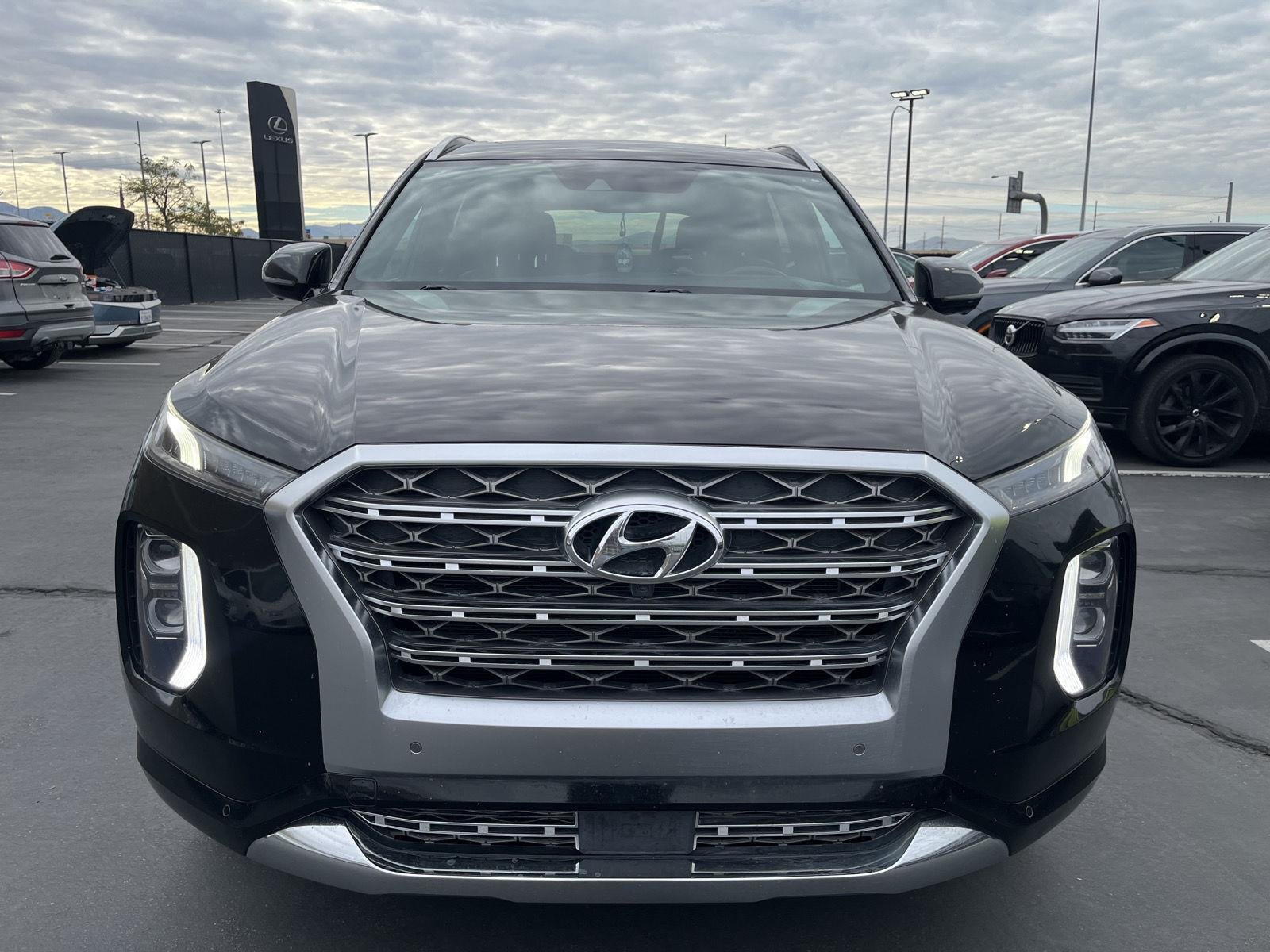 2020 Hyundai Palisade Limited - Photo 2