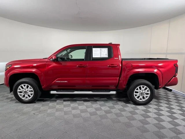 Used 2025 Red Toyota SR5 image 4
