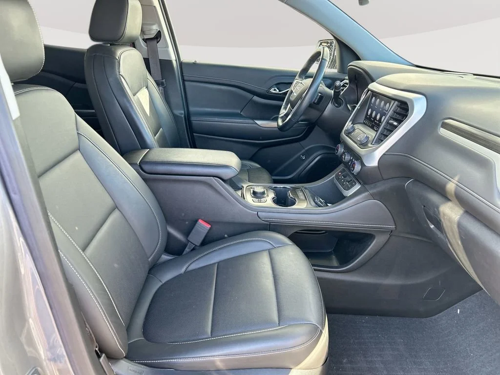 Used 2023 Sterling Metallic GMC SLT image 30