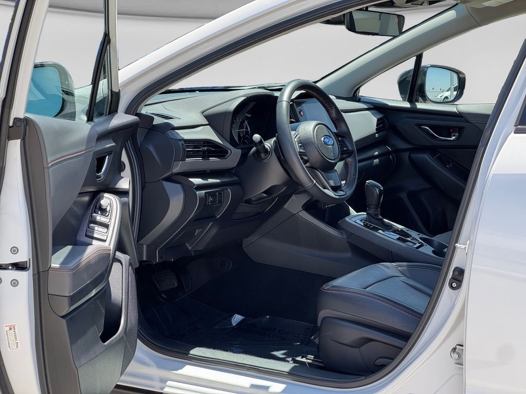 Used 2024 Crystal White Pearl Subaru Limited image 9