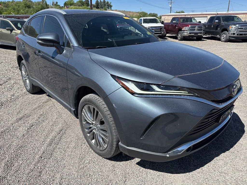 2022 Toyota Venza Limited Hybrid AWD's photo