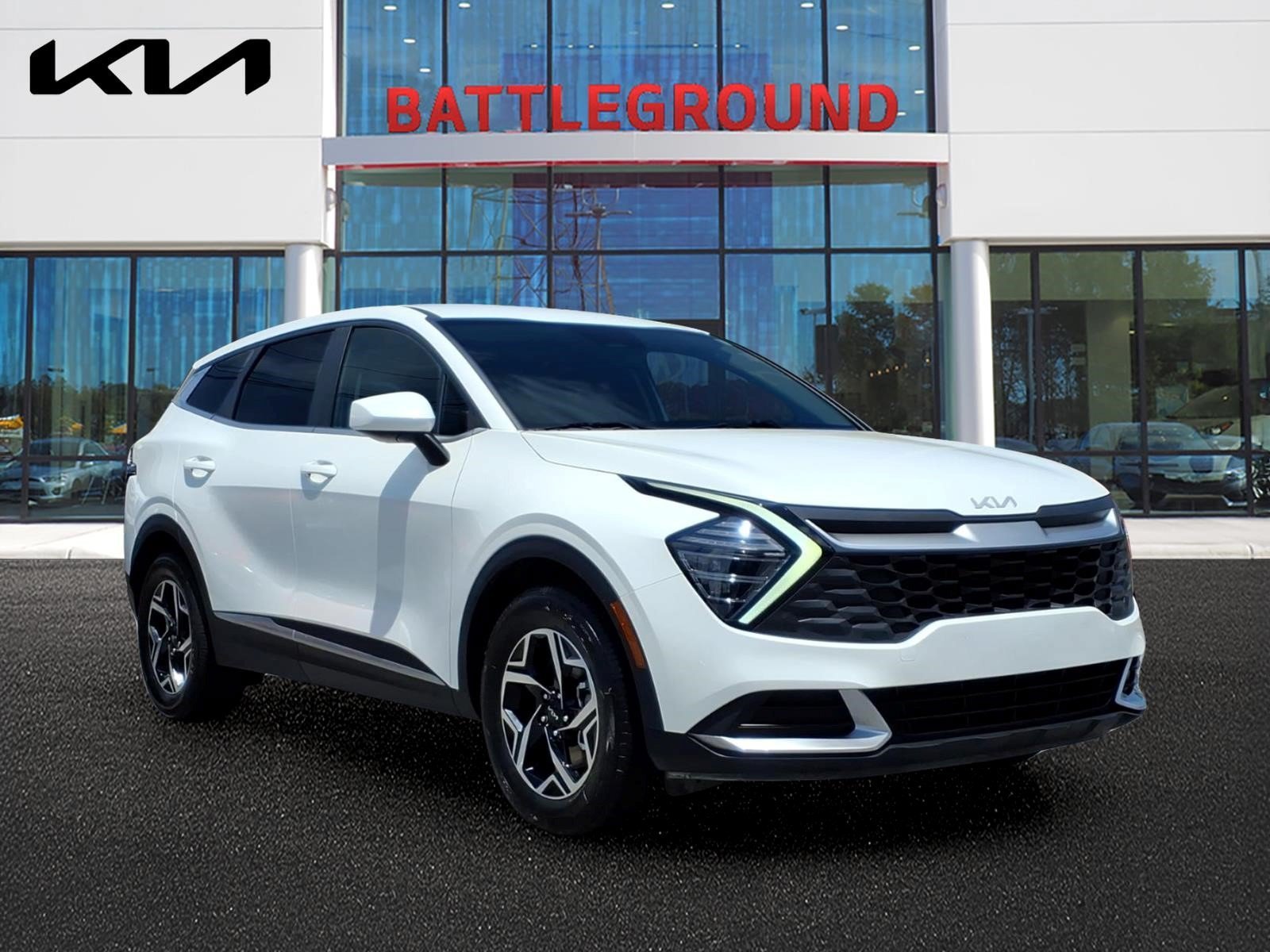 Certified Used 2024 Snow White Pearl Kia LX image 1