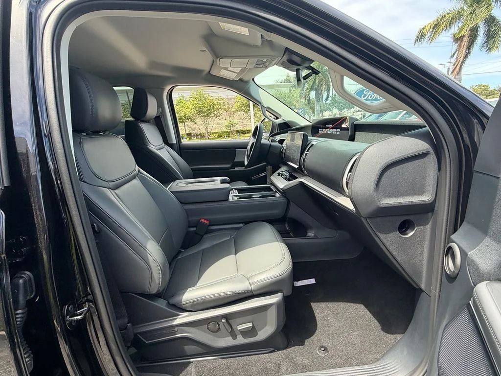 New 2027 Black Ford Active image 15