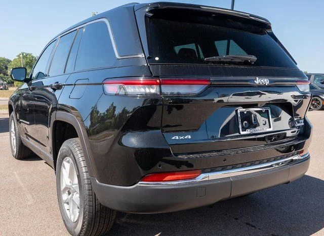 New 2026 Black Jeep Laredo X image 7